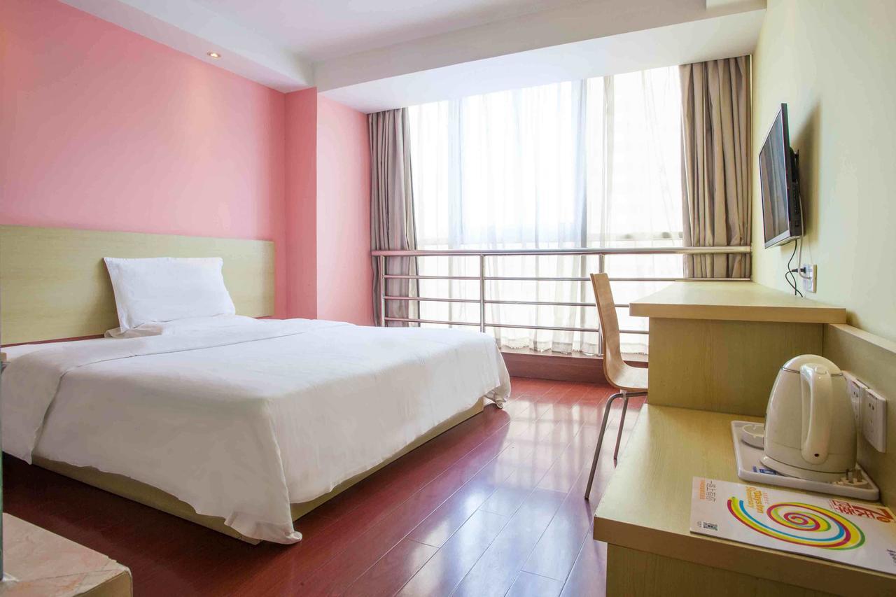 365 Hotel Haimen 部屋 写真