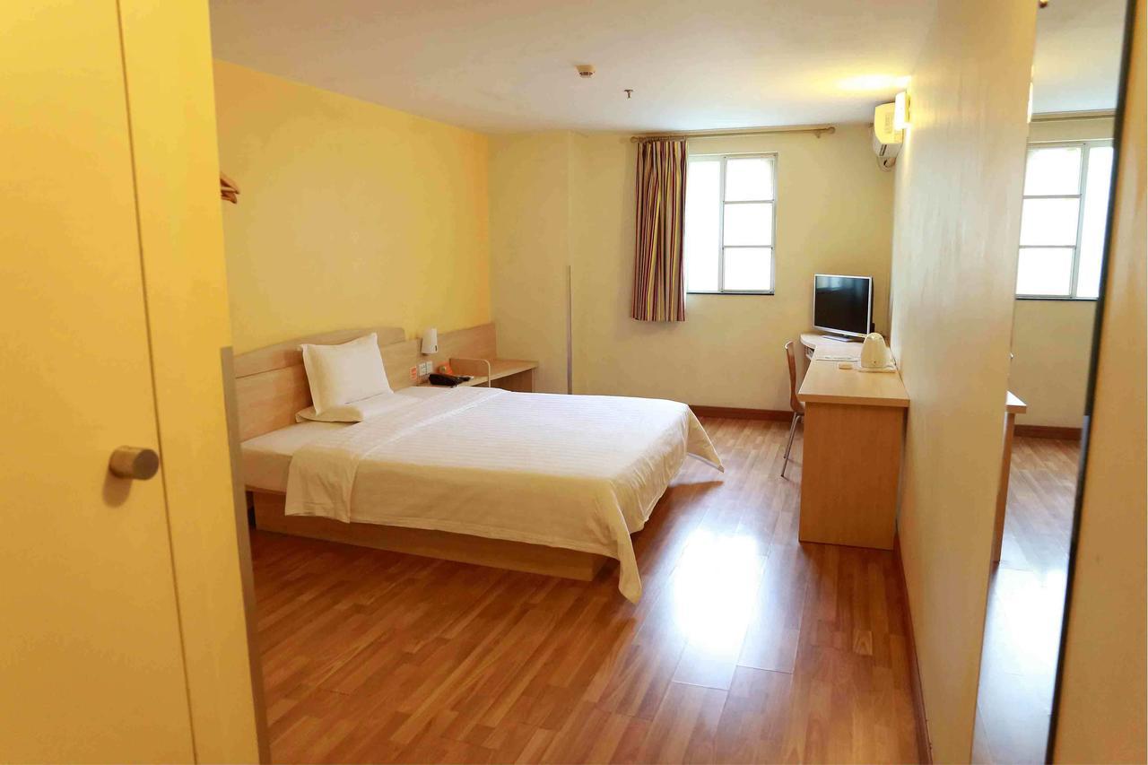 365 Hotel Haimen 部屋 写真